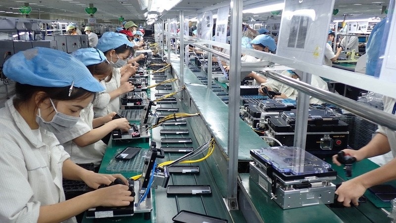 Địa Chỉ Uy Tín Sản Xuất Củ Sạc iPhone Uy Tín Tại Việt Nam