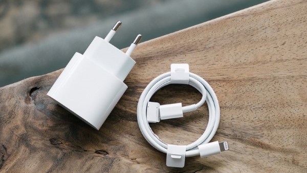 Địa Chỉ Sản Xuất Củ Sạc iPhone Việt Nam - MyMy Technology
